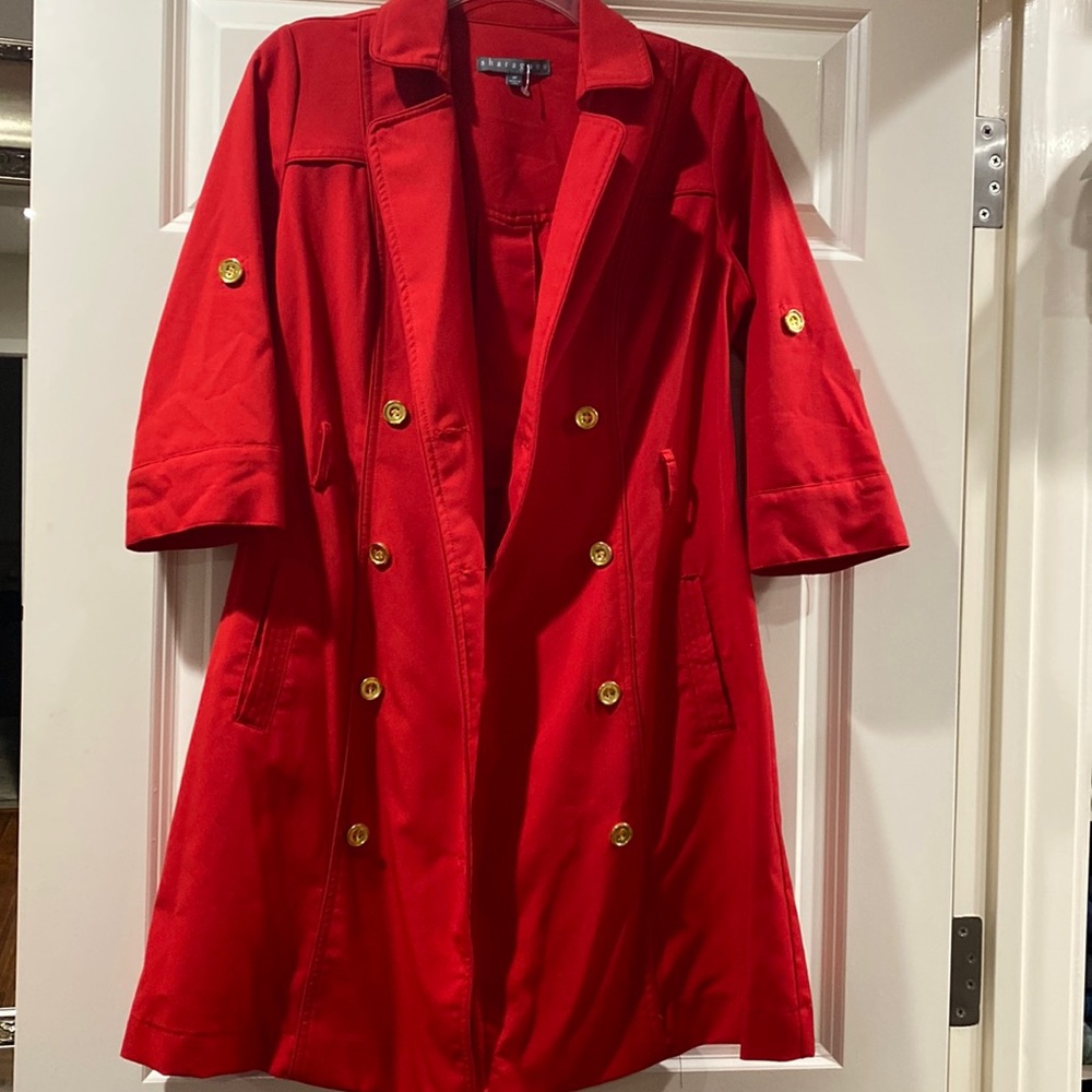 New Sharagano red mid size trench coat size 6p gold buttons belt